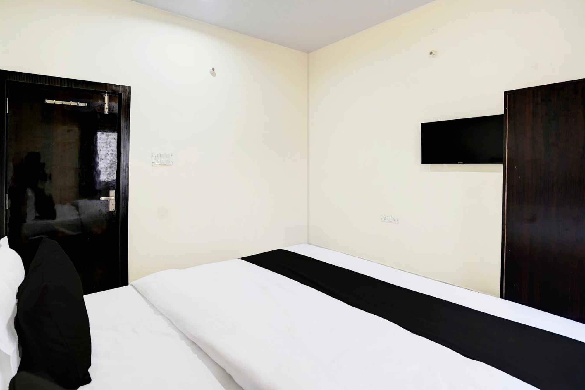 Hotel O The Crown Inn Danapur Ngoại thất bức ảnh